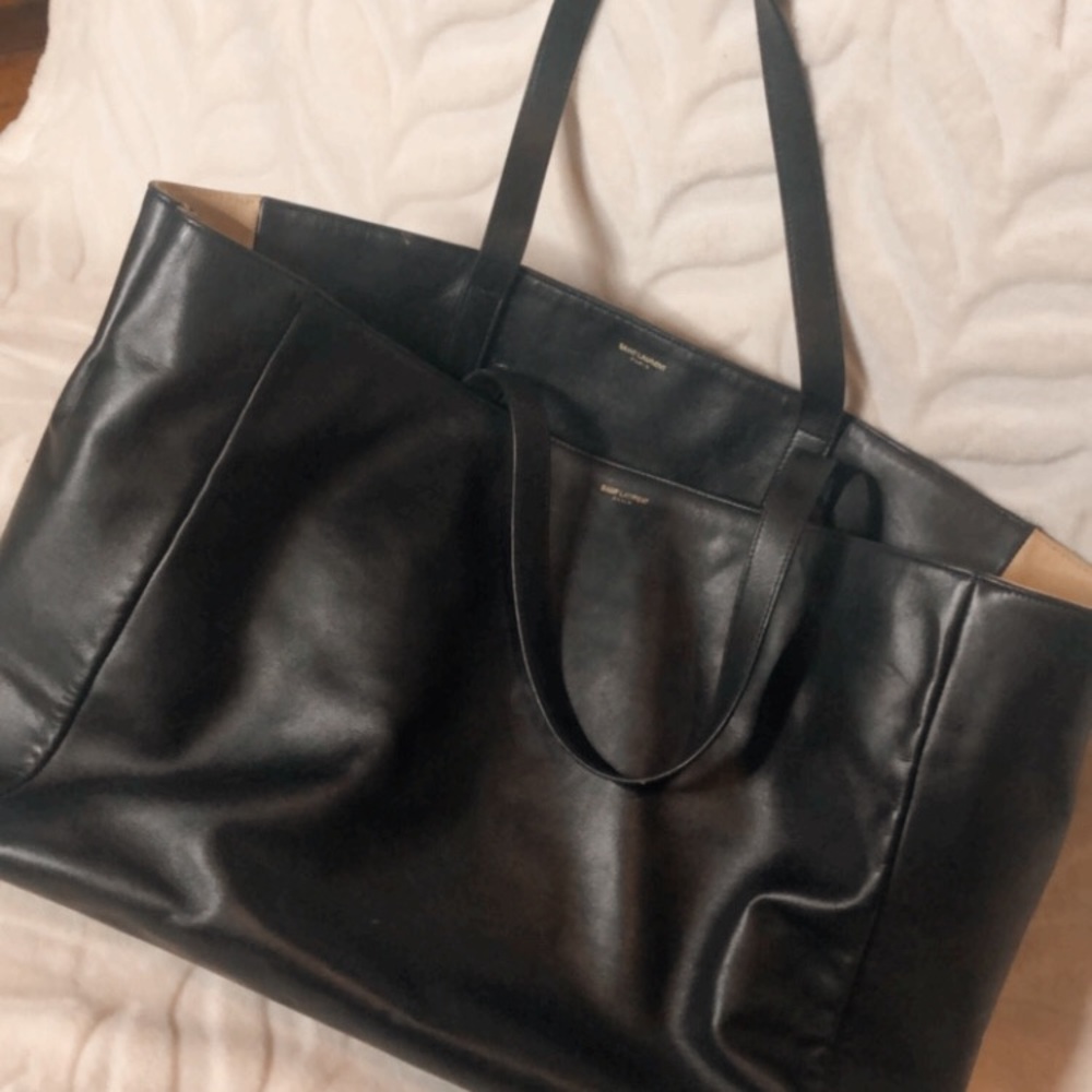 Saint Laurent reversible east west black leather